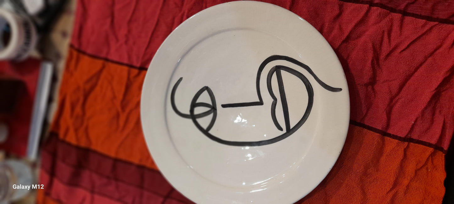 Picasso-Inspired Face Plate – Hand-Painted White Ceramic