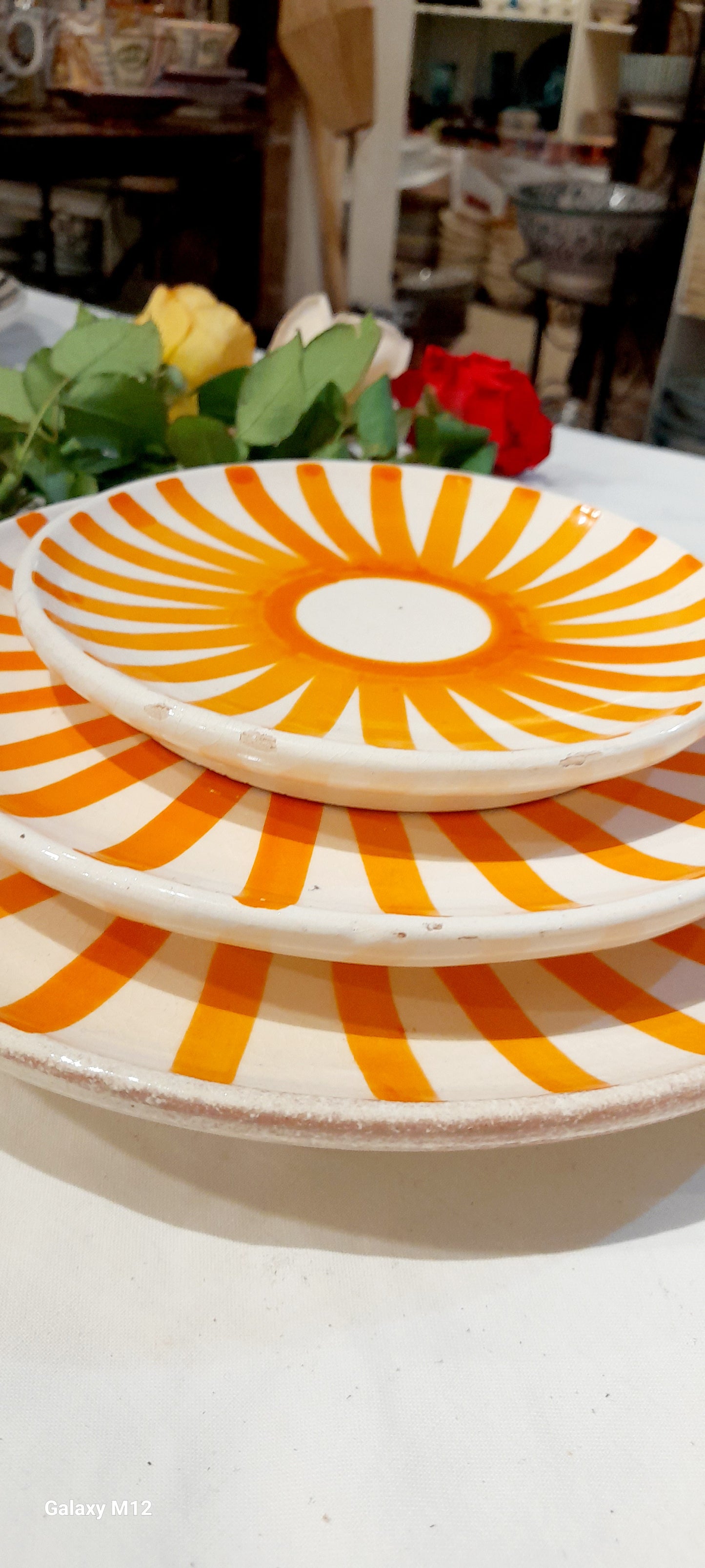 Hand-Painted Geometric Red Ceramic Plate Set – Artistic Touch