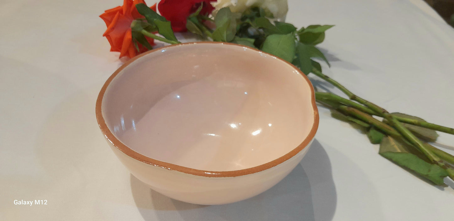 Modern Summer Ceramic Bowls – Handcrafted in Vibrant Colors