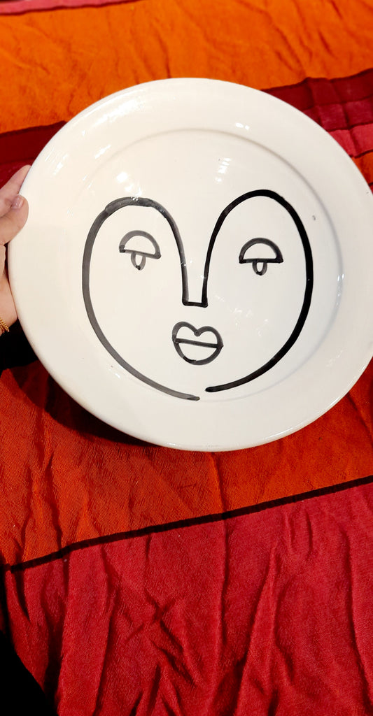 Picasso-Inspired Face Plate – Hand-Painted White Ceramic