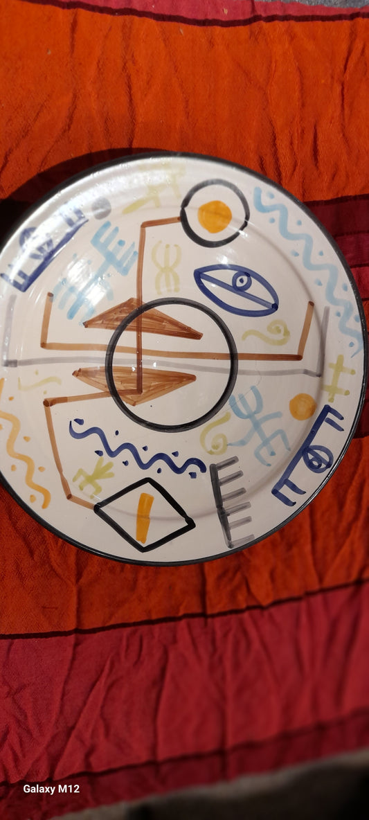 Hand-Painted Picasso-Inspired Ceramic Plate – 36 cm Decorative Art Piece