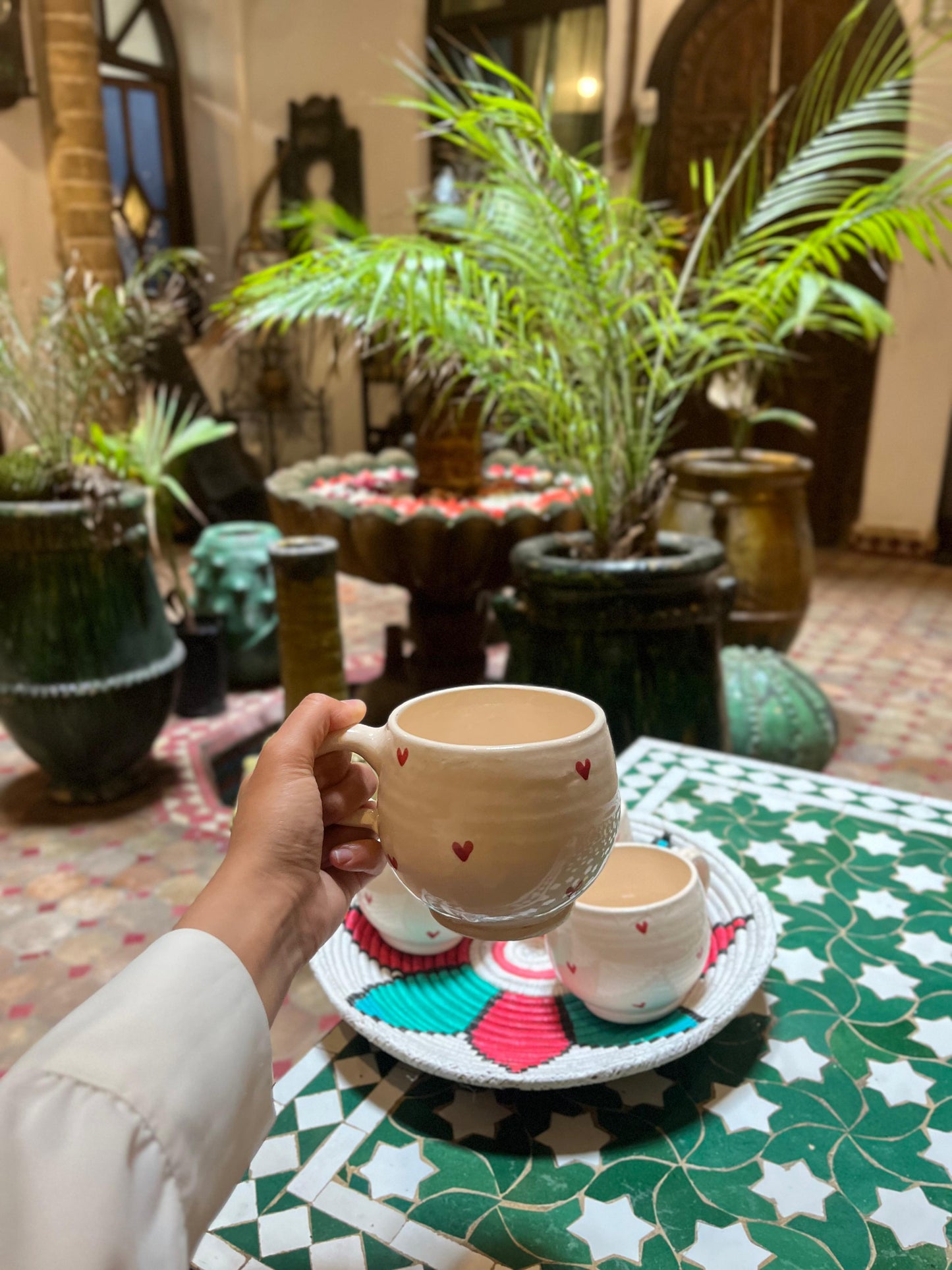 Mug with small hearts