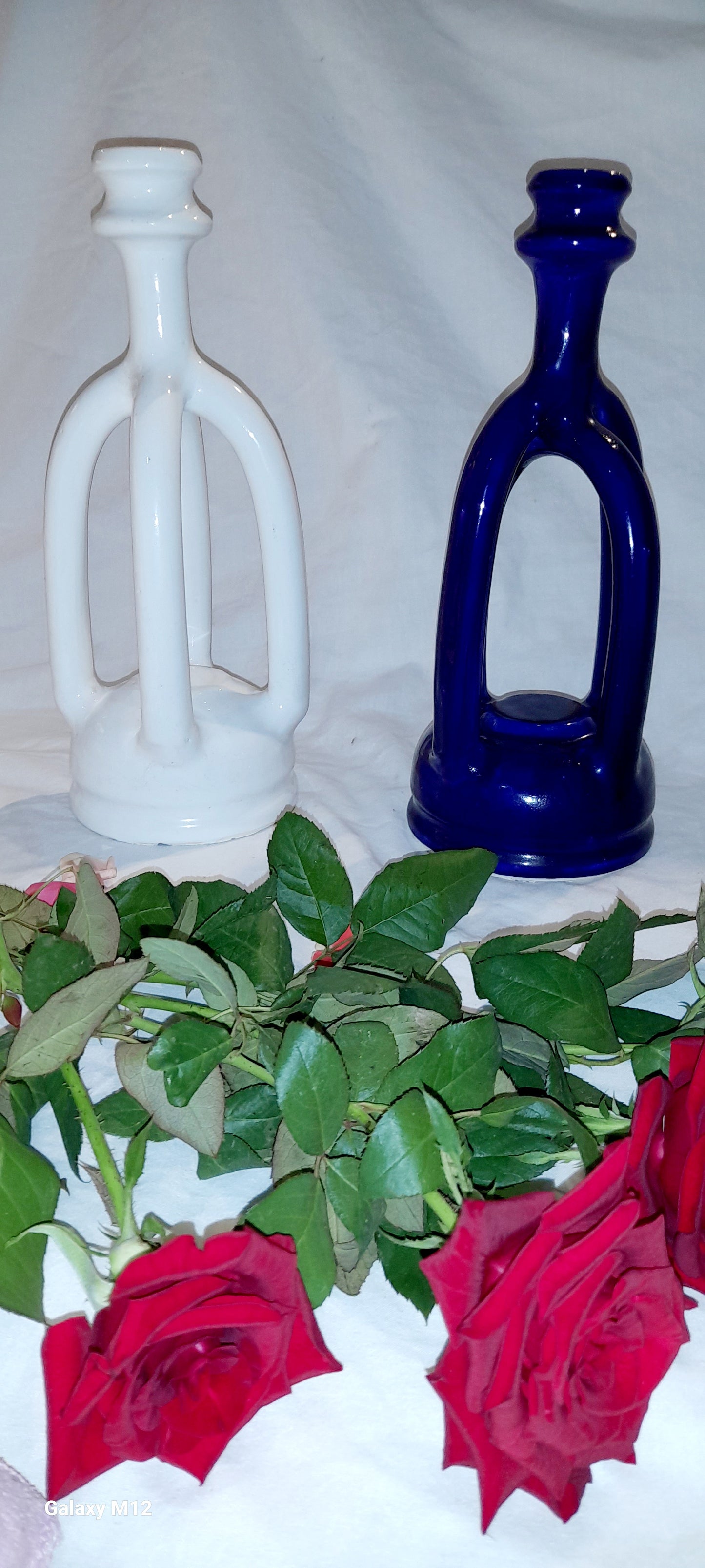 Shopify Title: Elegant Beige Moroccan Vase – Handmade Ceramic Art