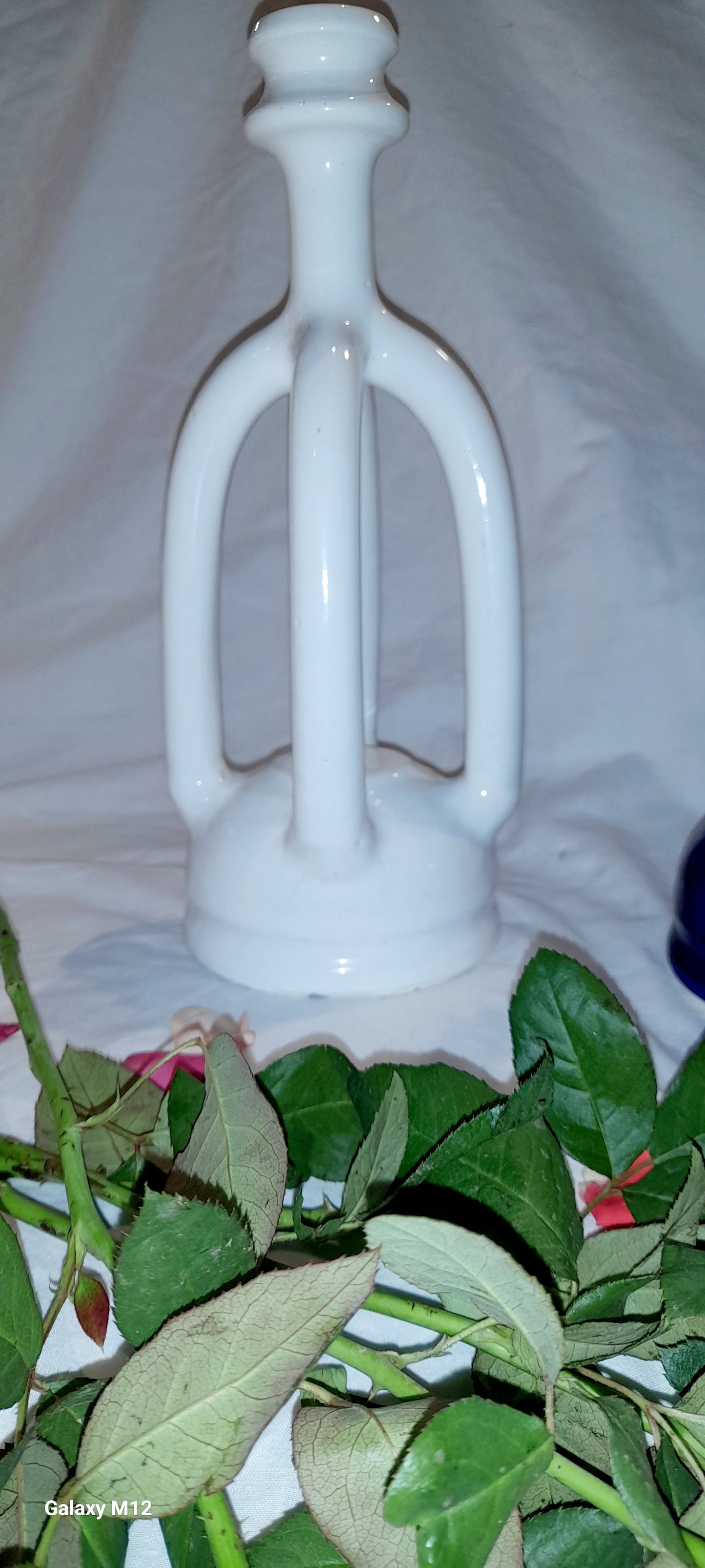Shopify Title: Elegant Beige Moroccan Vase – Handmade Ceramic Art