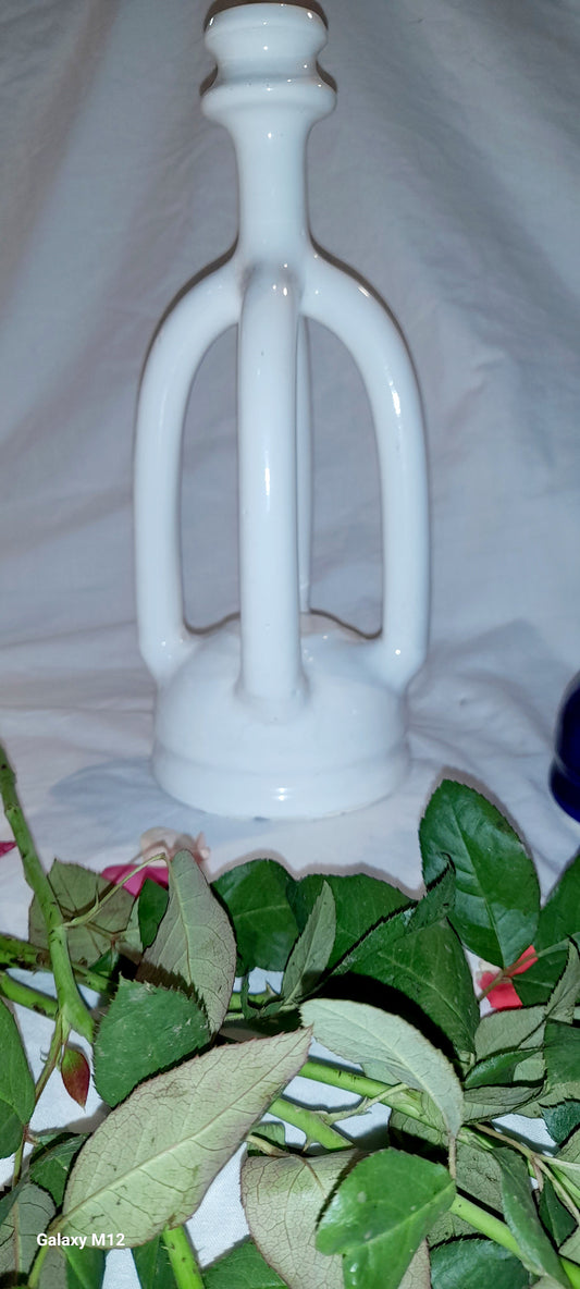 Shopify Title: Elegant Beige Moroccan Vase – Handmade Ceramic Art