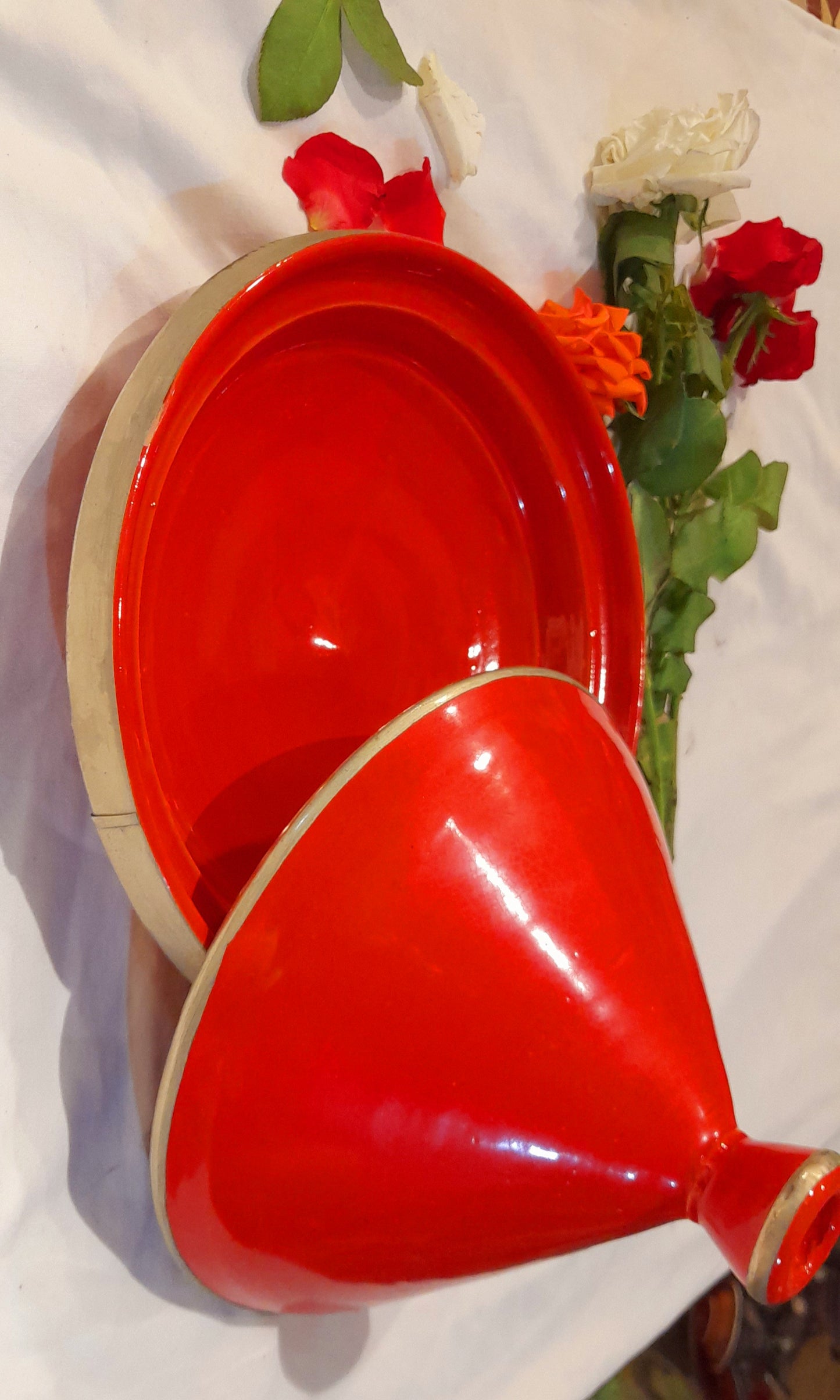 Traditional Red Moroccan Tagine – Handcrafted Clay Cookware